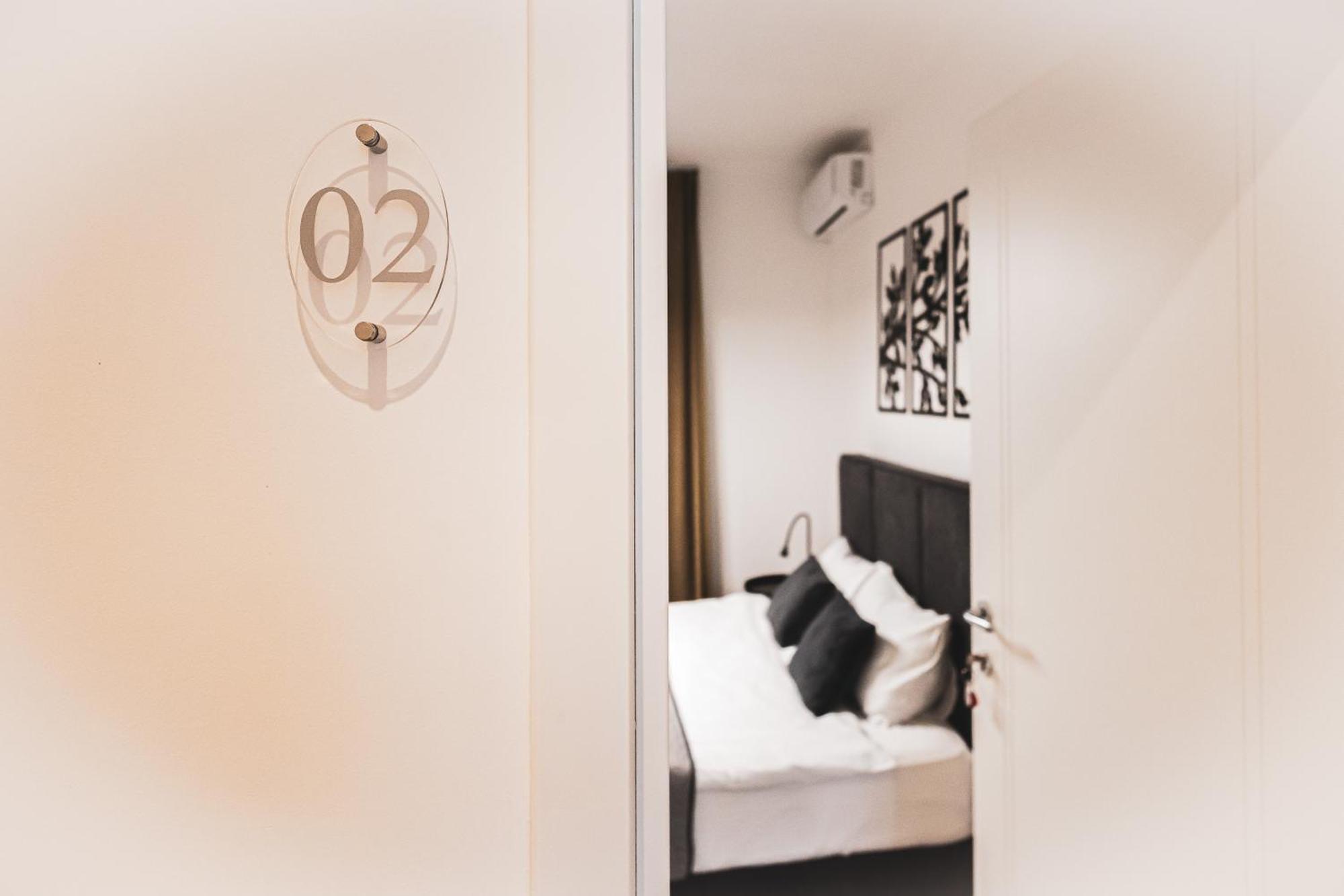 Bg Exclusive Suites Beograd Ngoại thất bức ảnh